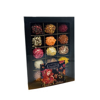 Luxe vitrine chocoladebox met 15 handgemaakte ChocolaDNA truffels van Chocoseum