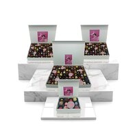 luxe chocolade kraamcadeau van topmerk Chocoladna cadeaubox chocoseum