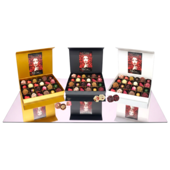 Luxe chocoladebox in verschillende kleuren cadeauverpakkingen voor een romantisch cadeau