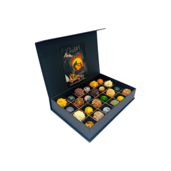 Open luxe vaderdag chocoladebox met 24 stuks bonbons en truffels