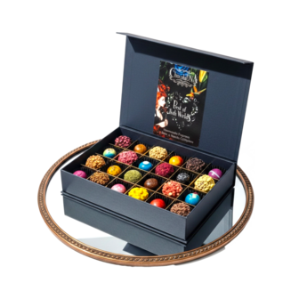 Luxe chocolade cadeau 24 stuks met handgemaakte bonbons en truffels van Chocoseum