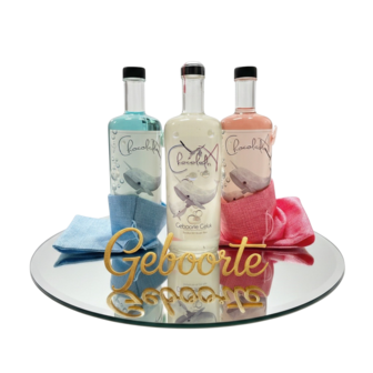 Geboorte anijs likeur van Chocoseum met keuze uit roze voor een meisje, blauw voor een jongen of wit neutraal Baby Love, ge&amp;#x0
