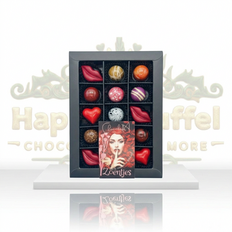 Happy Knuffel Liefde van Chocoseum met 15 handgemaakte bonbons als luxe chocolade cadeau door de brievenbus met persoonlijke ka