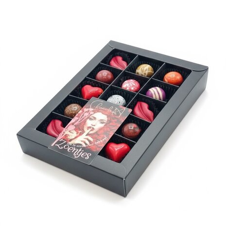Brievenbus chocolade cadeau met 15 bonbons en truffels als romantische verrassing love