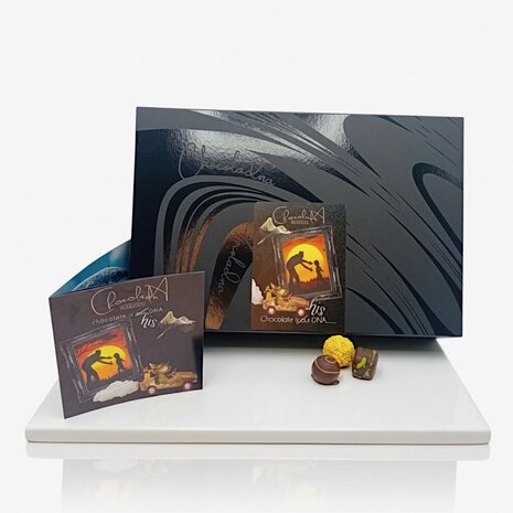 Luxe Vaderdag Chocoladebox 24 stuks van Chocoseum met handgemaakte bonbons en truffels, stijlvol verpakt als cadeau voor vader 