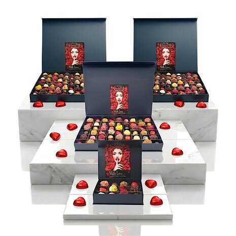Luxe romantische chocoladebox met 12 handgemaakte bonbons en truffels in elegante cadeaubox